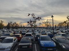 -马德里拉斯咯扎斯购物村
