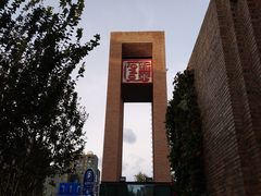 -新华1949文化金融创新产业园-停车场