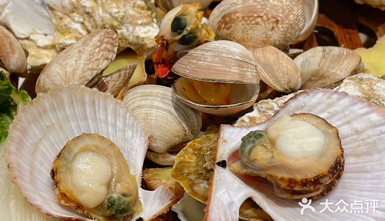 自带剥虾服务的海鲜店，爱了爱了！