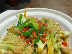 -廖师傅大蒜炒腊肉(袁家岭店)