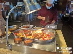 -大中华希尔顿酒店-念自助餐·嗨啤·小龙虾