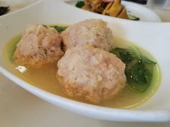 蟹粉狮子头-新镇江酒家(南京西路店)