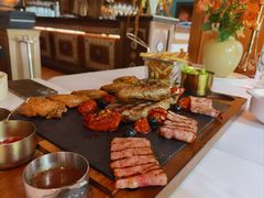 牛排拼盘-火车头法国西餐厅