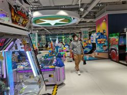 -利奥梦幻主题乐园(爱琴海购物公园店)