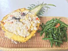 2a菠萝饭-上海外国语大学（松江校区）食堂