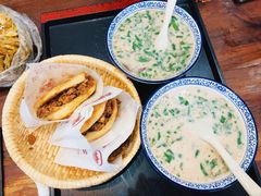 羊肉汤（多肉）-穆得·老周家牛肉烧饼(普利街店)