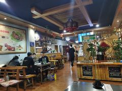 大堂-老庭院烤羊腿(十年青岛总店)