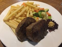 -Geneva日内瓦餐厅(西郊宝成花苑店)