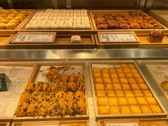 面包甜点陈列柜-泸溪河桃酥(欧尚店)