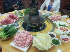 景泰蓝铜炭大锅底-老城铜锅涮肉(丽浩福仕汇店)