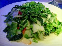 -巴特餐饮6加1音乐餐吧·新疆菜