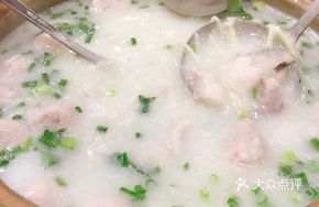 Oyster Pork Meatball Rice Porridge