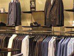 -王府井奥莱临潼小镇(临潼店)
