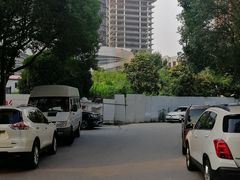 -上海总工会黄浦区工人体育馆-停车场