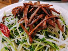 -新大咀港式茶餐厅(宝山万达店)