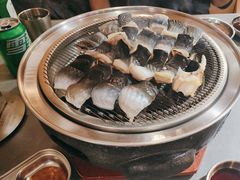 -围炉肉舍丹东海鲜烤肉·烤活鳗(步行街店)