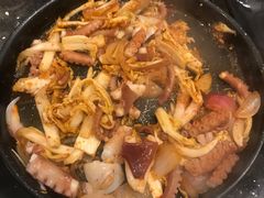 炭烤活八爪鱼-烧货·活海鲜炭烧(湖滨商业街店)