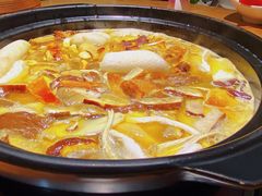 -一朵菌·野生菌探索家火锅(南亚店)