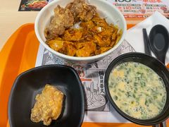 麻婆豆腐炸鸡双拼饭-吉野家(上海美罗城店)