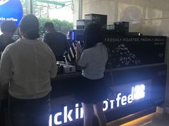 -瑞幸咖啡(经四路万达写字楼店)