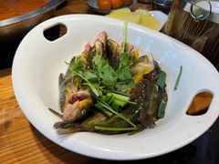 -野山舂·贵州现舂酸汤牛肉(鸿通城店)