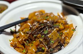 Soy Sauce Fried Chencun Noodles