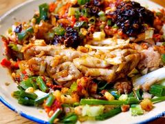 -拈签一笑黄牛肉辣卤串串