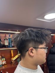 -绅仕門男士理发馆