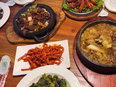 -百年石锅饭·朝鲜族传统民餐