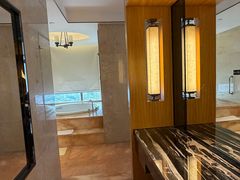 -中山利和希尔顿酒店