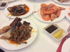 -银鲨国际美食百汇(金牛万达广场店)