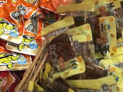 -来伊份(龙之梦长宁店)