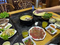 -有一锅·野生菌黑山羊腊排骨火锅(古城北门店)