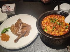 -万重锦·人文川菜馆(骡马市店)