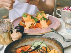 -FLOVIE FLORIST CAFE