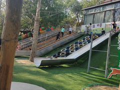 -北京鹿世界主题园