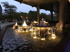 -上海滴水湖皇冠假日酒店