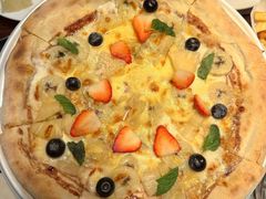 黑森林鲜果披萨-食间牛排(湖西路店)