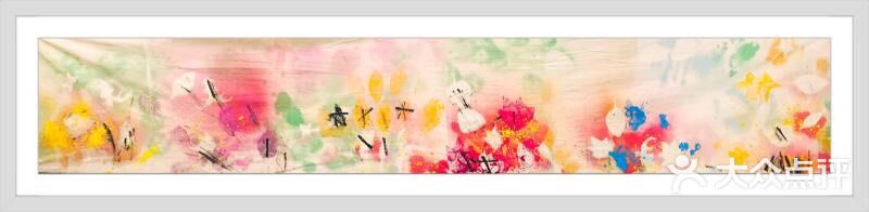 大概是不到两岁半开始在杨梅红学画画，之前都是在早教班