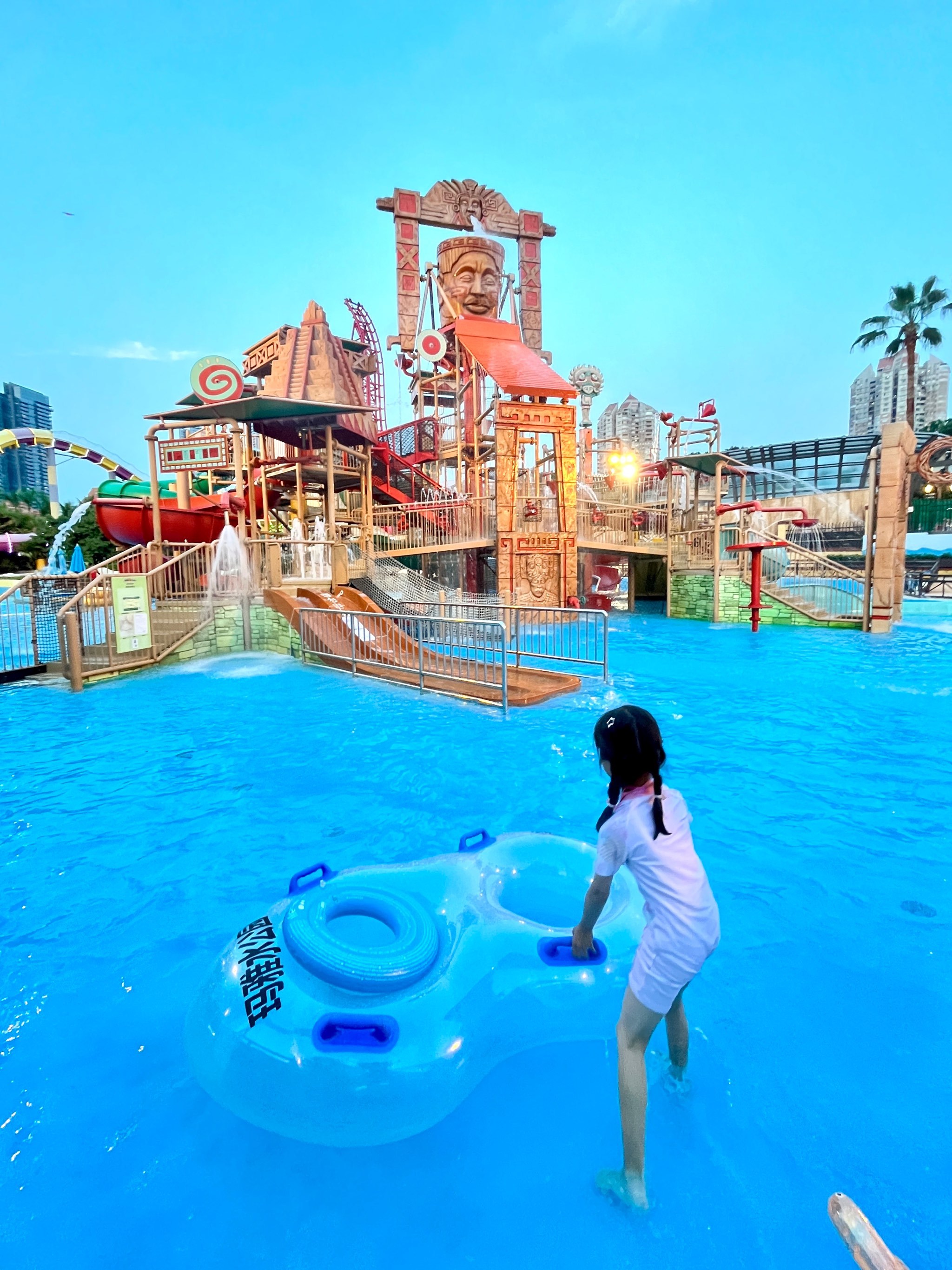 小姨带娃玩水啦💦深圳欢乐谷玛雅水公园