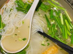 蒙自过桥米线-南蛮子(进贤路店)