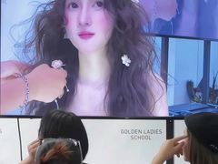 -金夫人化妆摄影职业培训学校