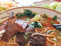 -金杨拉面王小吃面馆·牛三宝面·红烧牛肉粉