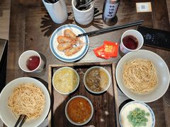 -李百蟹·蟹黄面·江景餐厅(外滩·豫园店)