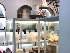 面包甜点陈列柜-薇小姐Bakery