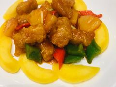 菠萝咕噜肉-稻香酒家·33年老字号·港式粤菜(富邦中心店)