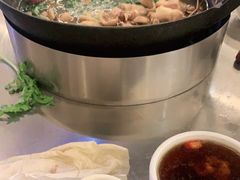 -胡须佬鸡煲四季火锅店(石厦西村直营店)