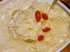 酒酿冰粉-三猫黑鱼花(南大店)