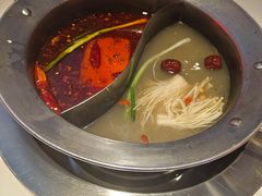 -钢管厂五区小郡肝串串香(奥克斯广场锦城万达店)