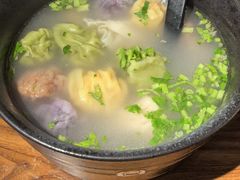 全家福馄饨-地二手作鱼汤馄饨(上街里店)